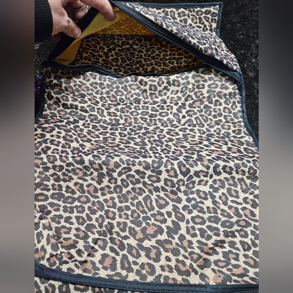 For Your Eyes Only Multi-Pocket Travel Cosmetic Makeup Travel Handbags NEW - Picture 5 of 12